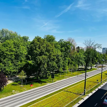 Apartamento Z Widokiem Na łazienki Królewskie Varsóvia