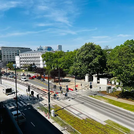 Apartamento Z Widokiem Na łazienki Królewskie *