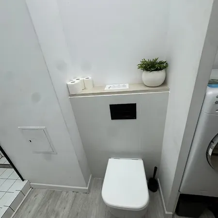 Z Widokiem Na łazienki Królewskie Apartamento Varsóvia